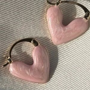 💗Pink and Gold Tone Heart Earrings💗